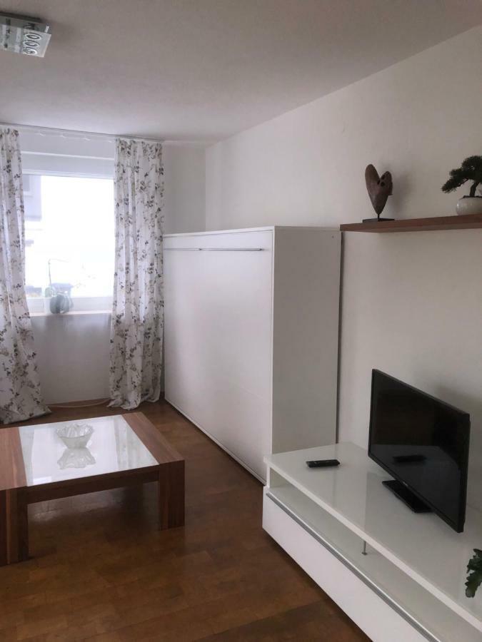 Fewo Reutlingen Heinestrasse エクステリア 写真
